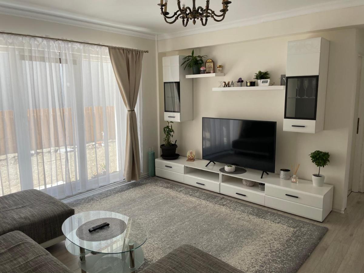Tina Apartment Selimbar Luaran gambar