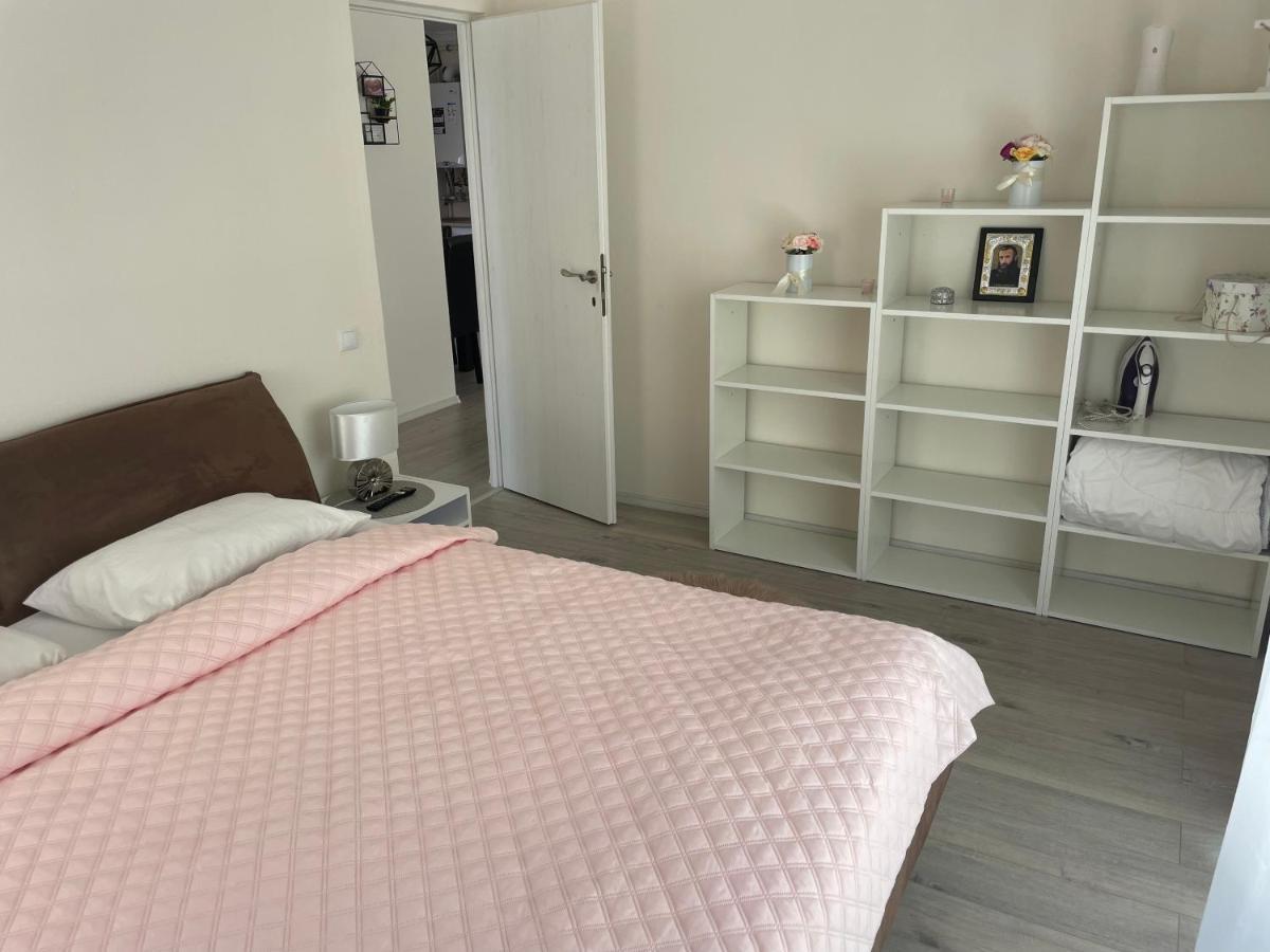 Tina Apartment Selimbar Luaran gambar